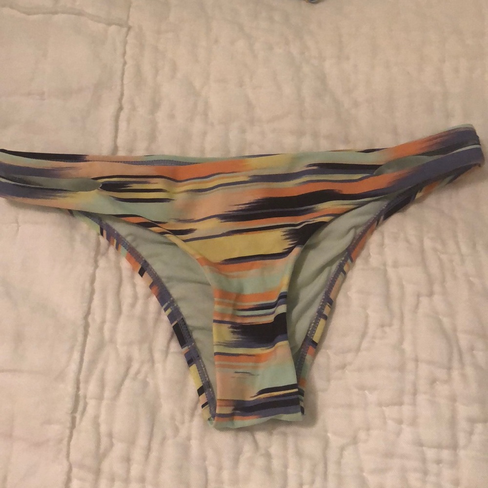 Roxy bikini bottoms